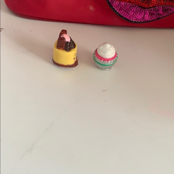 SHOPKINS 🌸 - Picture 3 of 3